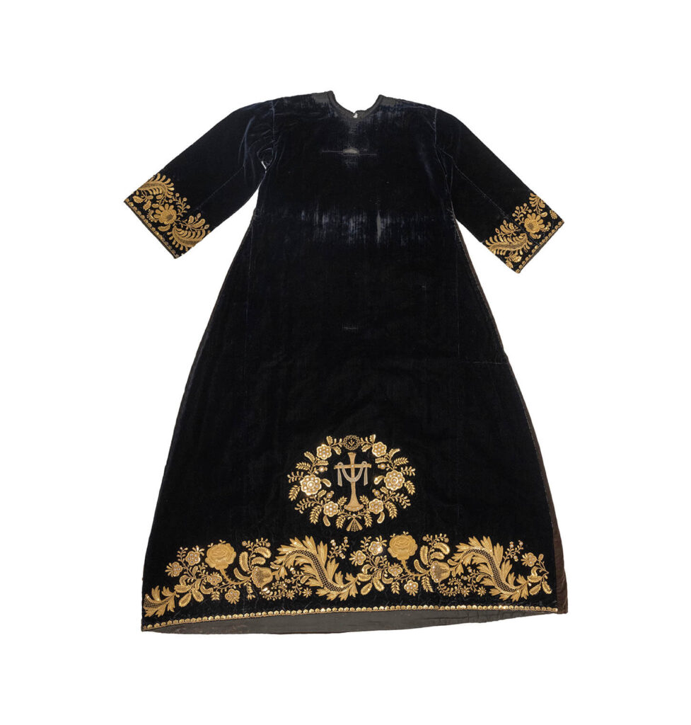 vestiduras de la Virgen de Pontecesures